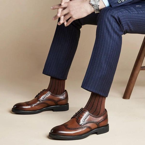 Elbise Ayakkabı Marka El işi Erkek Oxford Orijinal Calfskin Deri Brogue Classic Business Resmi Adam