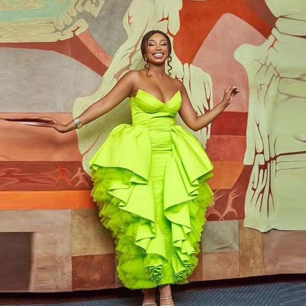 Abiti da festa Guaina verde fluorescente Prom Sweetheart Ruffles Abito da sera extra gonfio in tulle e raso Abiti africani taglie forti