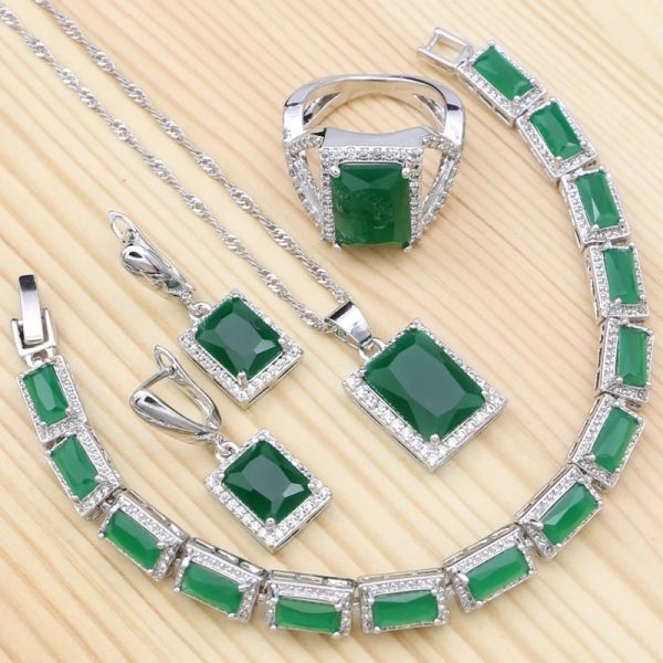 Set Set di gioielli in argento sterling 925 Pietre verdi Cristallo bianco per accessori da donna Bracciale con ciondolo Anello Collana Set di orecchini