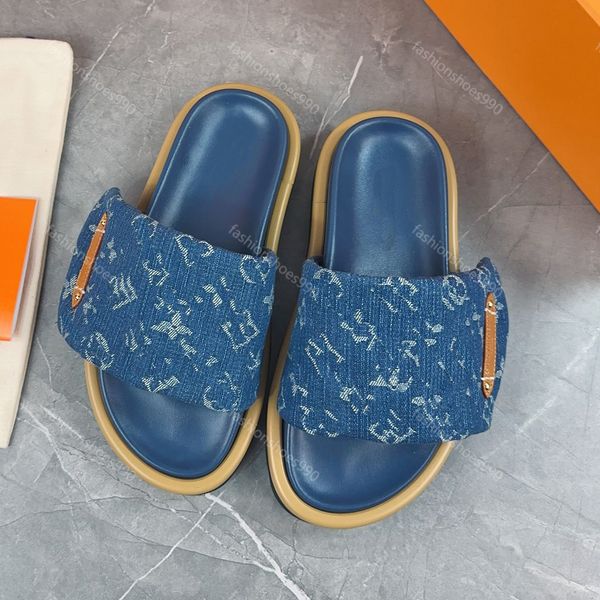 2024 Tasarımcı Terlik Slaytlar Kadın Platformu Sandalet Klasik Marka Yaz Plajı Açık Scuffs Sıradan Ayakkabılar Denim Emed Yumuşak Düz Slipper Ayakkabı 35-45 Kalite 10A Kutu