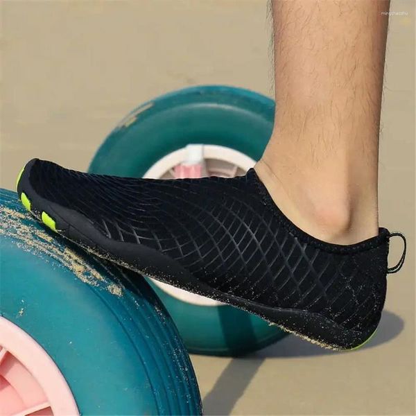 Sandálias Slip-on Pequenos Números Homem Casa Chinelos Mens Branco Clássico Sapatos Masculinos Tênis Esportes Revenda Preços Baixos