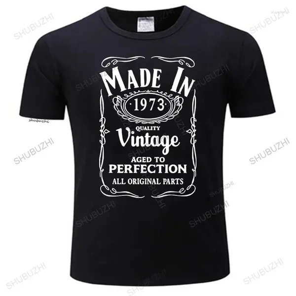 Camiseta masculina feita em 1973, camiseta nascida 49º ano, presente de aniversário, vintage, engraçado, presente masculino, camiseta masculina