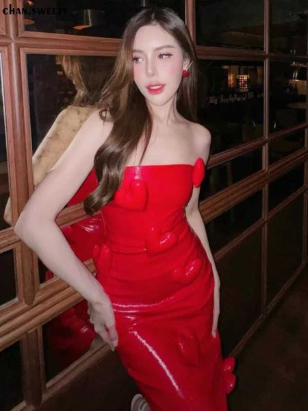 Basic lässige Kleider modische rote 3D -Liebe Lackleder Midi Damenkleid elegant ärmellose Rückenfreie enge Fit Damen Fashion Party Weste J240222