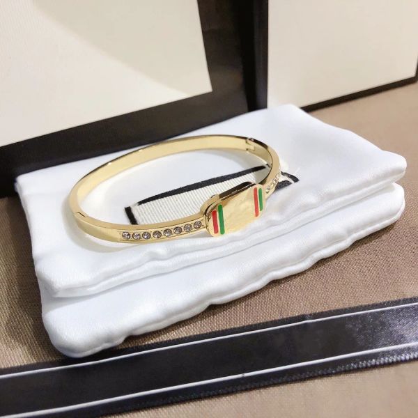 Bracciale di design con cacciavite in oro di lusso di marca Bracciale di design per coppia di moda per donna Gioielli con bracciali in acciaio inossidabile di alta qualità