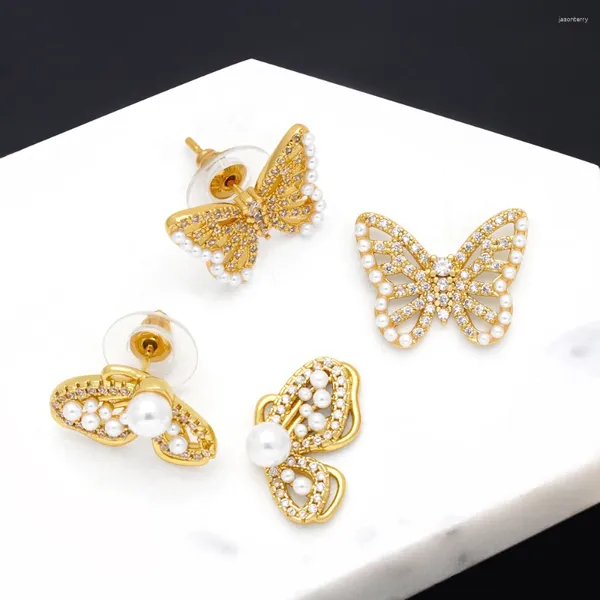 Orecchini a lobo FLOLA Squisita farfalla di cristallo CZ per le donne Mini orecchini a bottone con perla bianca Regali placcati oro Erss24