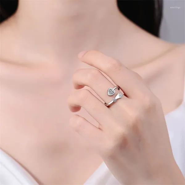 Cluster Ringe Umarmen Sie die Hand für Frauen Männer Buntes Herz Zirkon Fingerring Kreatives Design Hochzeit Party Paar Schmuck Geschenke