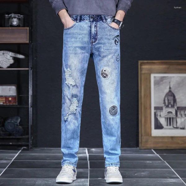 Herrenjeans 2024, elastisch, modisch, lässig, Slim-Fit, Charm, gerades Bein, Hose, bestickt, perforiert