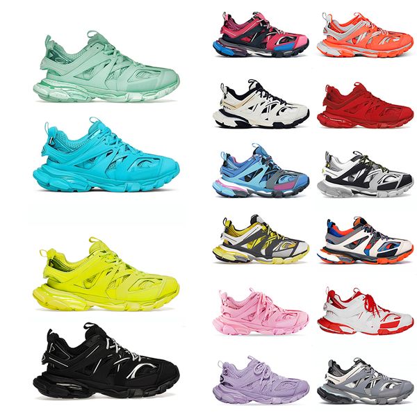 2024 Designer Scarpe casual di alta qualità Triple 3 3.0 Runner Sneaker Designer Tracce più calde Piattaforma Moda Sport all'aria aperta