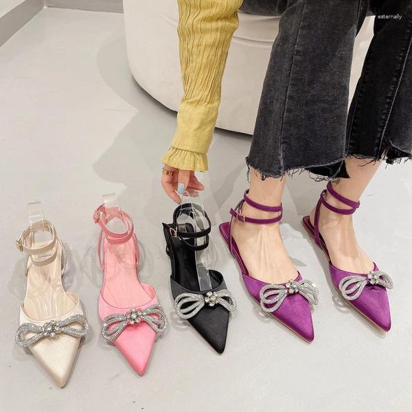Sandálias 2024 primavera marca mulheres sandália sapatos moda cristal arco-nó apontou toe deslizamento em estilingues casuais senhoras muler