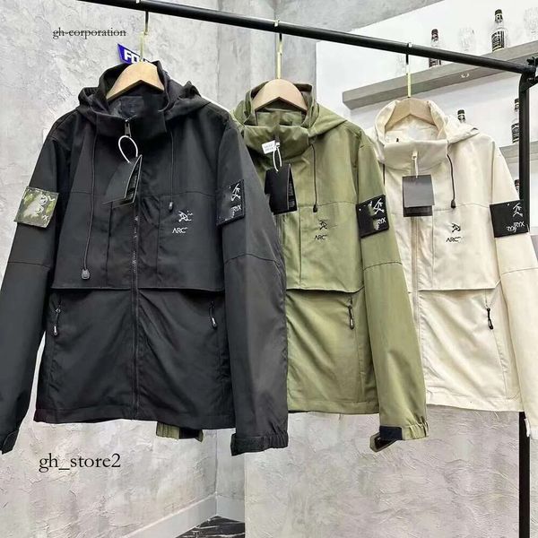 Arcterxs Giacca ARC Giacca da uomo Designer Felpa con cappuccio Tech Nylon Impermeabile Gore Tex Cerniera Giacche Alta qualità Leggera per esterni 956