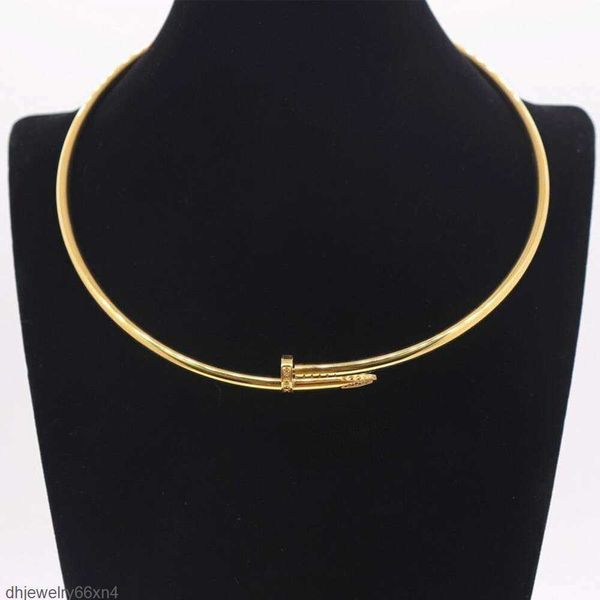 Collana con colletto per unghie, forma geometrica semplice, dolce, fresca collana 18k che non sbiadisce, tendenza alla moda e personalizzata DGFS