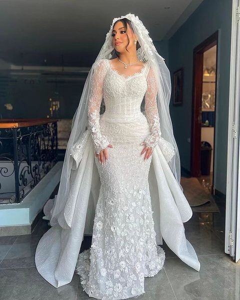 Abiti da sposa a sirena con maniche lunghe in Medio Oriente Treno staccabile Maniche lunghe 3D-Appliques floreali Abiti da sposa in pizzo con perline Abiti da sposa