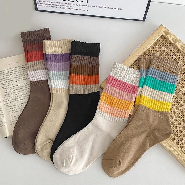 Damensocken, modisch, Regenbogen-Baumwolle, mehrfarbig, Spleißen, Mittelrohr, gestreift, für Mädchen, College-Stil, lässig, warm