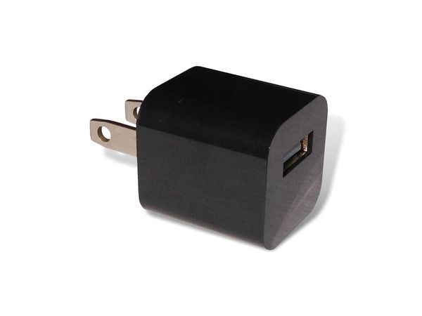 Adattatore di alimentazione USB universale/caricatore da muro 4XEM