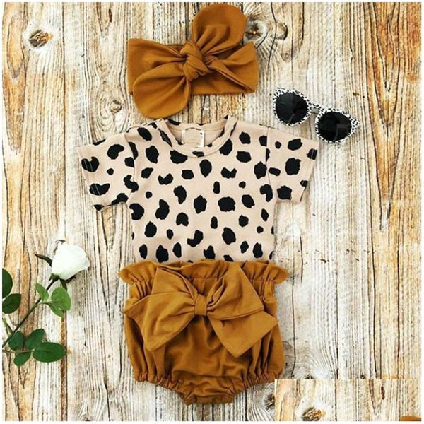 Set di abbigliamento Moda Nato Bambino Neonate Vestiti Stampa leopardata Manica corta Pagliaccetto Top Arco Pantaloncini Fascia 3 pezzi Set completo Dro Dhqso