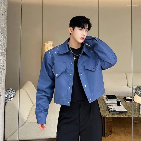 Männer Jacken 2024 Frühling Koreanischen Stil Personalisierte Schulter Mehrere Nieten Männer Casual Lose Kurzen Abschnitt Jacke M-XL