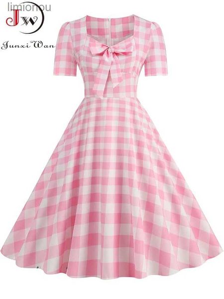 Abiti sexy urbani Abiti da festa a quadri scozzesi rosa Abiti da donna 2023 Elegante abito estivo casual a maniche corte con colletto quadrato vintage 240223