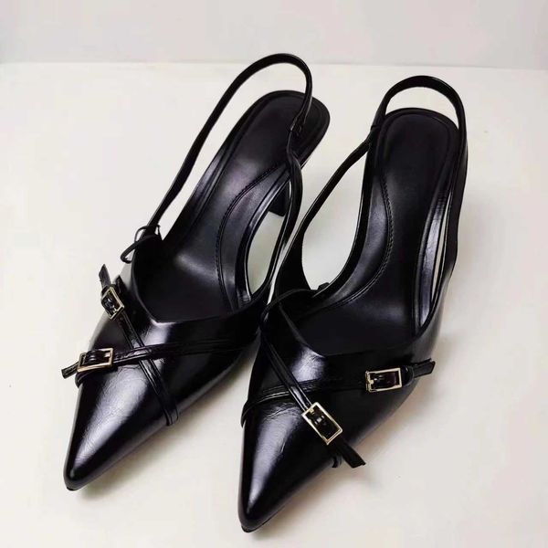 Sandálias 2024 Womens Black Leather Heel Strap Bomba Único Fivela Ankle Pulseira Cadarços Elegantes Escritório Mulheres Canto Cadarços Mule Sapatos J240224