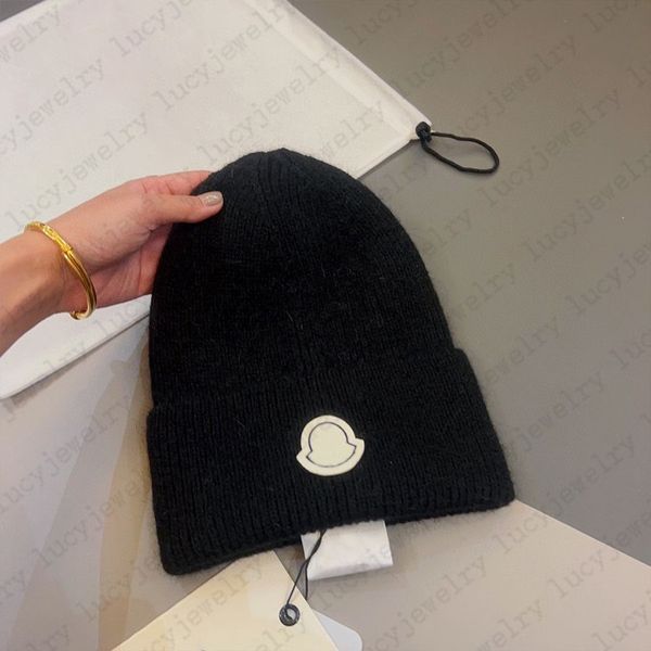 Örme Hat Beanie Cap Tasarımcı Kafatası Kapakları Erkek Kadın Kış Şapkaları 3 Renkli Siyah Beyaz Gri262o
