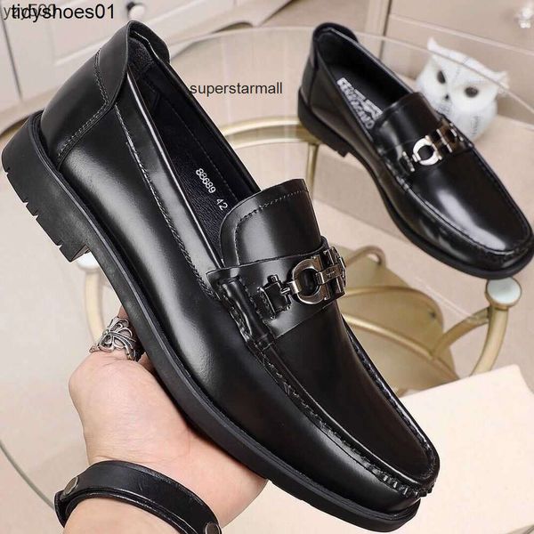 fivela fivela Feragamo vestido casual grosso sapato cavalo couro cabeça quadrada sapatos sola alta para homens de metal negócios deslizamento em sapatos europeus estilo MP2V TYKK