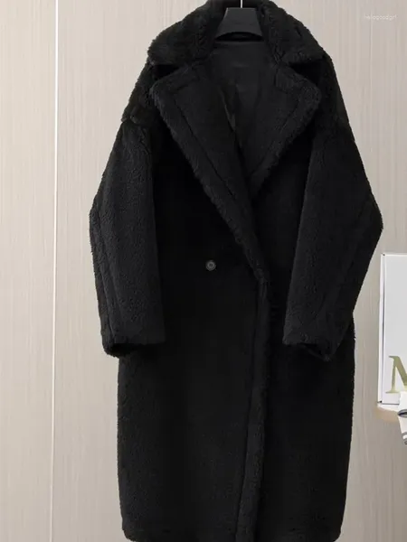 Prezzo di liquidazione in pelliccia da donna Cappotto da donna nero di media lunghezza con silhouette doppio petto giacca dal design femminile caldo e alla moda allentato