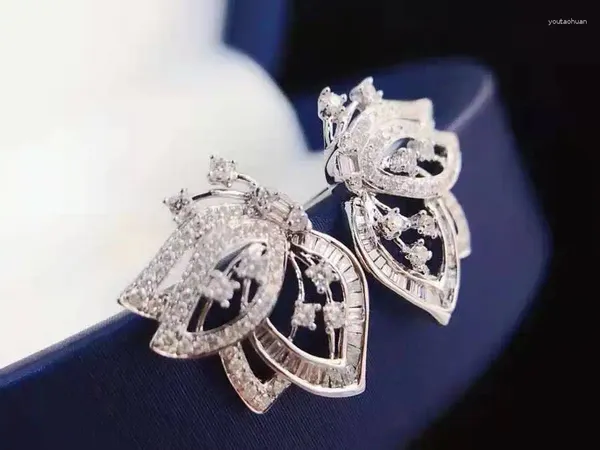 Orecchini a bottone moda oro reale Au750 / 18 carati stile farfalla orecchino di diamanti gioielli per donnedonnefesta di nozze