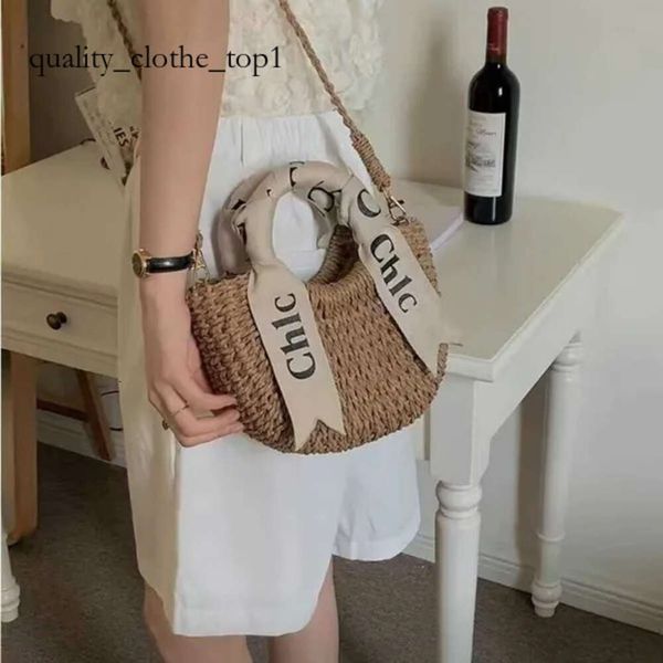 Designer Casual Vacanza Borse da spiaggia Spalla Lettera Sciarpa di seta Borsa intrecciata in paglia Versatile Semicircolare Borse da donna in rattan Borse per la spesa Portafogli Portafoglio 447