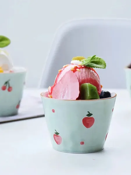 Tazze Instagram Fresh Ceramica giapponese Internet Tazza per gelato rossa Pratica ciotola personale per tè e acqua
