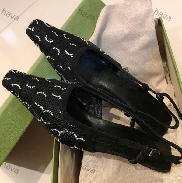 Tasarımcılar Sandalet Seksi Gazlı Elbise Ayakkabı Rhinestone Dekorasyon Calico Lüks Küçük Kare Kafe Yavru Yetkili Topuklar Arka Kayış Kadın Tasarımcı Ayakkabı Kedi Topuklu Sandal 35-41