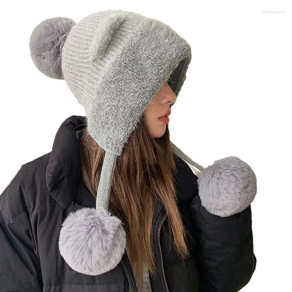 Berets outono inverno macio quente bola de lã mulheres pulôver boné proteção de ouvido lei feng chapéu ao ar livre esqui cordeiro lã de malha bomber