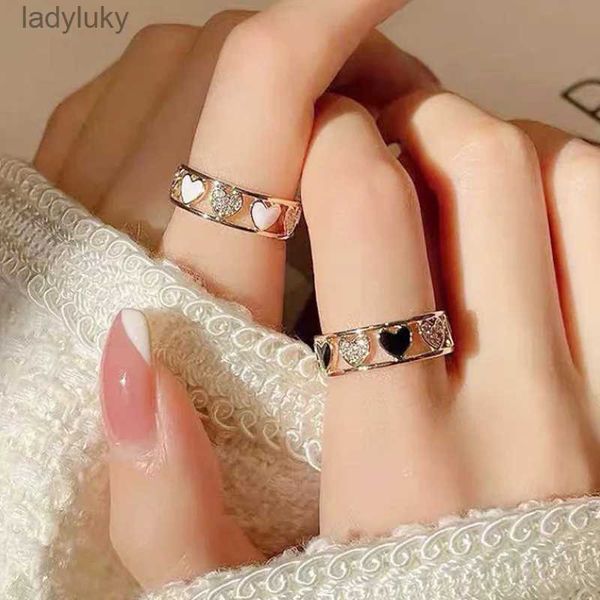 Solitärring, trendiger hohler Edelstahl, Zirkonia, goldfarben, Herzringe für Frauen, offener verstellbarer Fingerring, modischer Party-Schmuck 240226