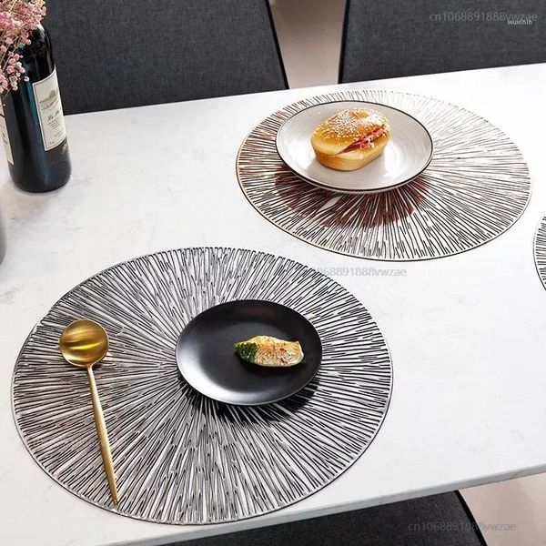 Tapetes de mesa simples e leves luxo redondo oco pvc placemat copo tapete isolamento térmico antiderrapante tigela doméstica