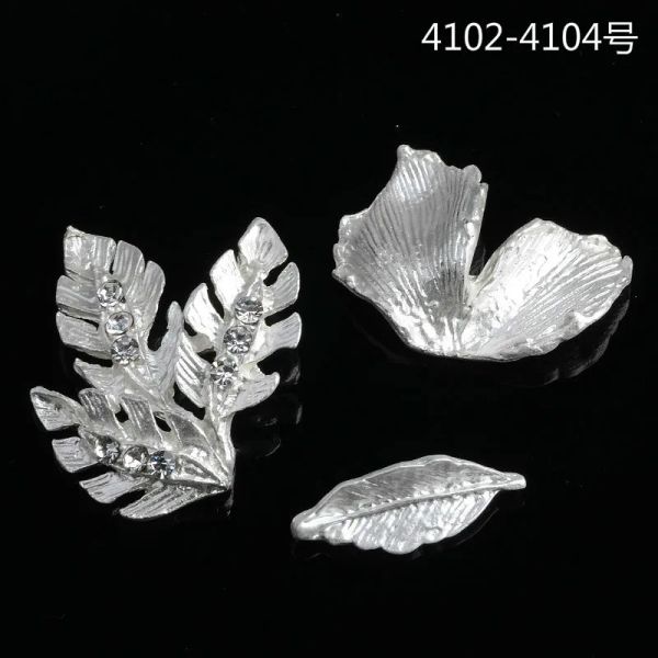 Halsketten 50 teile/los Neue Silber Farbe Klar Kristall Blatt Charms Anhänger Fanshion Schmuck Erkenntnisse Handgemachte Handwerk