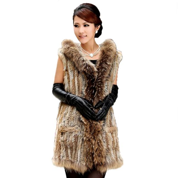 Pelliccia Autunno Inverno Donna Pelliccia di coniglio naturale Gilet con cappuccio Cappotto Lady Fashion Gilet lungo lavorato a maglia con collo di pelliccia di procione Commercio all'ingrosso