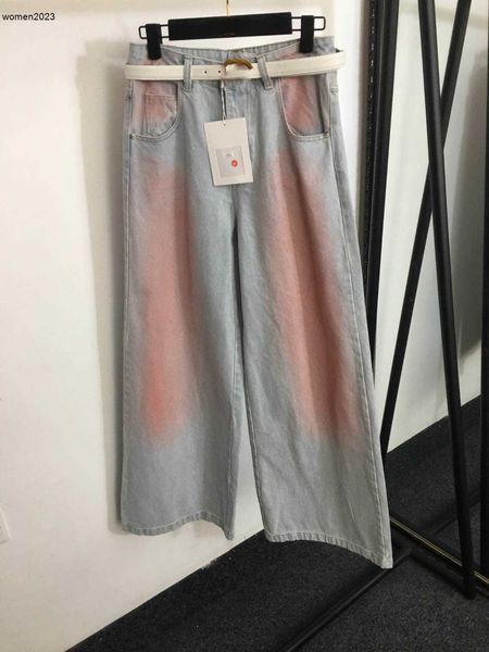 Designer mulheres jeans calças de marca moda logotipo luxo jeans femininos lavagem reta projetos calças manchas de pintura calças largas com cinto 26 de fevereiro