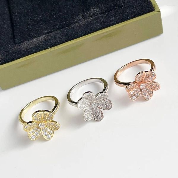 Cluster Ringe Trendy Berühmte Marke 925 Sterling Splitter Luxus Schmuck Damen Klassische Klee Voller Diamant Für Frauen Hight Qualität geschenke
