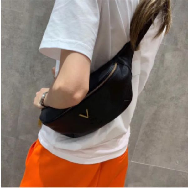 Designer Genuíno Couro Preto Bolsa Bolsas Mulheres Mens Bumbag Cruz Corpo Cintura Sacos Temperamento Fanny Pack Bum Embossing Bolsa Bolsa Cinto Bolso Sacos