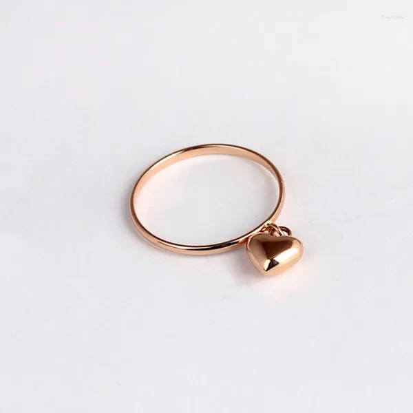 Anéis de cluster Real Pure 18K Rose Gold Band Mulheres Lucky Heart Charm Ring 0.7-1.1g