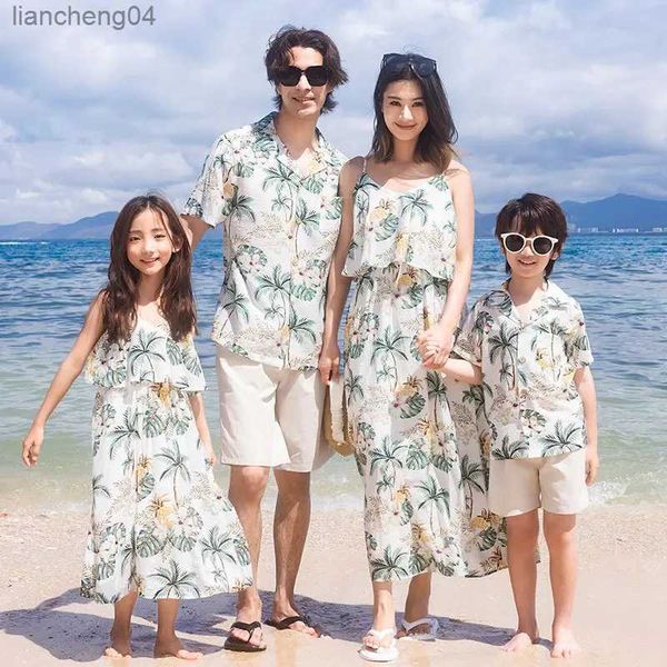 Abiti coordinati per la famiglia Abiti coordinati per la famiglia in spiaggia Vacanza 2023 Mamma e figlia Abito estivo Resort Coppia Look Papà e figlio Set di vestiti per le vacanze al mare