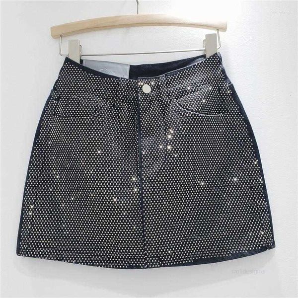 Designer-Röcke, luxuriös, für Damen, Sommer, Diamant-Jeansrock, hohe Taille, umwickelte Hüfte, Bohren, kurze Jeans, Gothic, A-Linie, Strasssteine, Faldas, Designer-CSNN