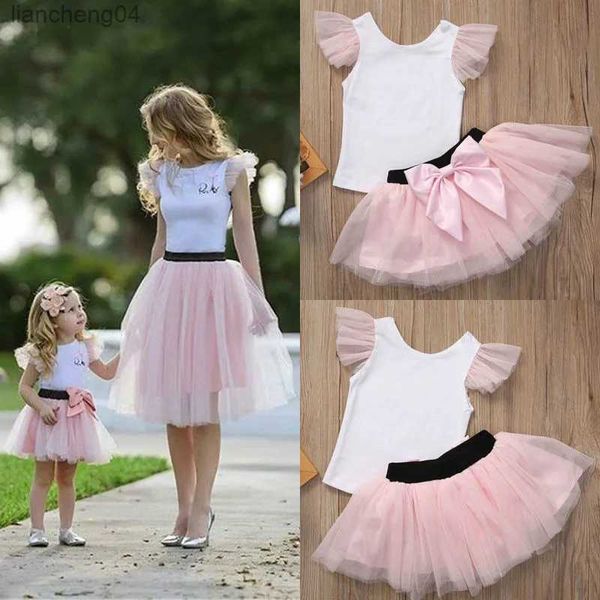 Roupas que combinam com a família Roupas que combinam com a família Mulheres Bebês Meninas Conjuntos de saia infantil Mãe Filha sem mangas Top Camiseta Mini Tule Saia Tutu Branco Rosa