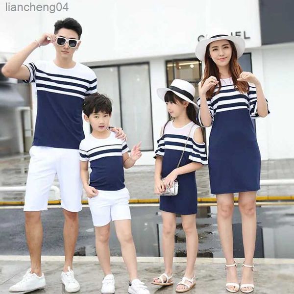 Passende Familien-Outfits, Familienkleidung, gestreift, schulterfrei, Mutter-Tochter-Kleid, passende Familienkleidung, Vater-Sohn-T-Shirt, Eltern-Kind-Familienset