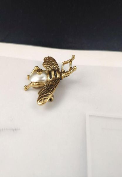 Joias de alta qualidade requintadas com carimbo feminino nova moda abelha série broche pérola pin acessórios de joias rápido 1899674