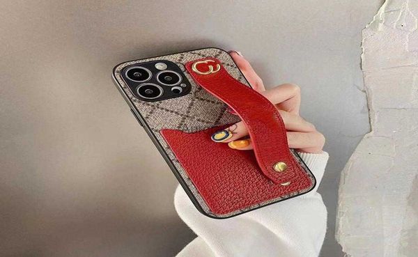 Casos de telefone celular Mobile Red Brown Armband Phonecase Luxury Designer Card Pocket Case Capa de couro Shell para iPhone 14 Pro Max 13P 12 12271966 T612 240219