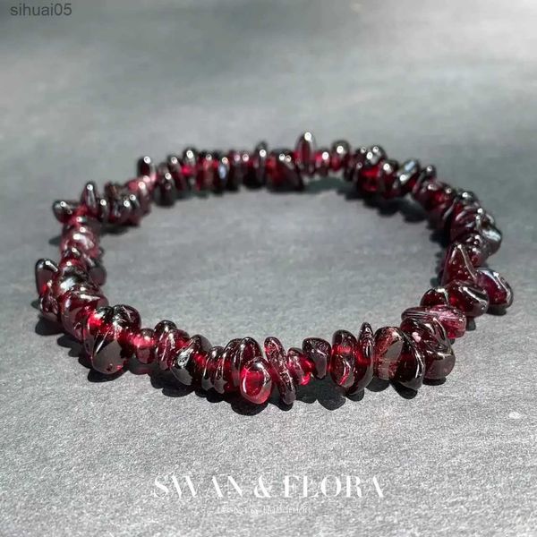 Perlen Natürliches Granat Armband Für Frau Kristall Armband Schmuck Rote Steine Großhandel Heilende Energie Geschenk Glück YQ240226