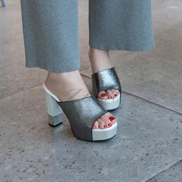 Pantofole Sandali da donna con suola spessa Scarpe alla moda sexy con tacco alto multicolori Slip-on