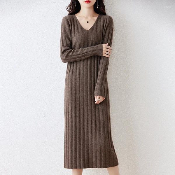 Lässige Kleider Merinowolle V-Ausschnitt Rock Herbst und Winter langärmeliges modisches Luxus-Kaschmir-Strickpulloverkleid für Damen