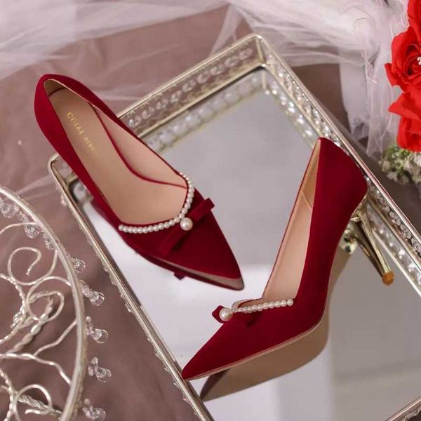 Mulheres vestido sapatos vermelho sapatos de salto alto casamento duplo desgaste primavera e outono nova noiva salto fino feminino pérola