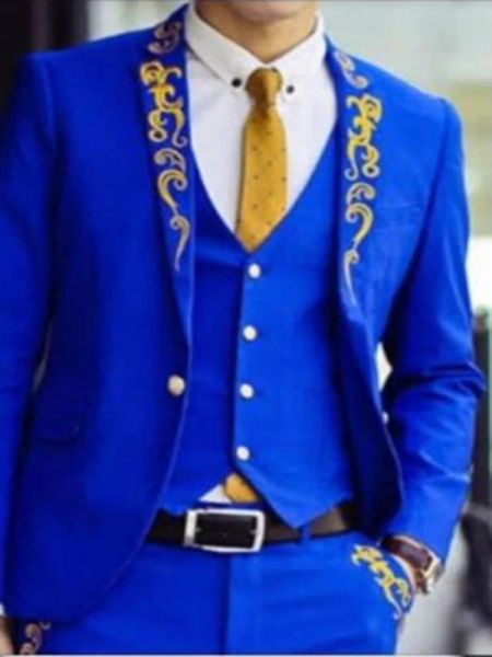 Adatto Nuovi uomini di arrivo Suit Slimt Royal Blue con Gold Design Mens Blazer Pants 3 pezzi Formale Business spicco di sposa smoking