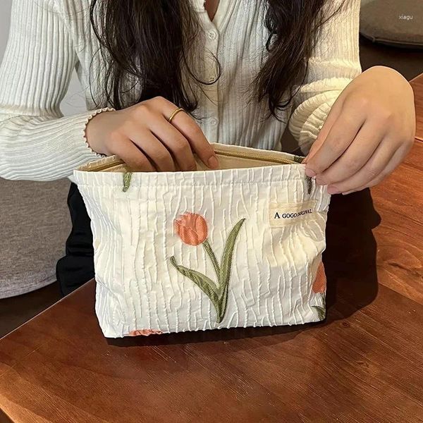 Kosmetiktaschen Kleine Stoff-Make-up-Tasche Mini-Baumwoll-Blumen-Organizer für Frauen Kleines Münzfach Kinderetui